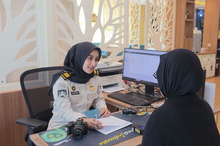 Aparatur Sipil Negara, izin tinggal, kantor imigrasi, ASN WFH Tiap Jumat, Layanan Paspor di Kantor Imigrasi Tetap Normal