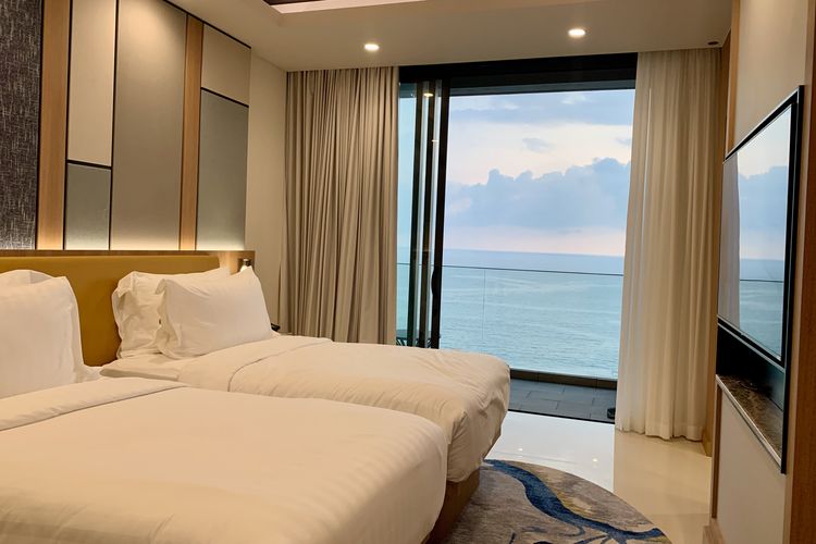 5 Hotel di Carita dengan Akses Langsung ke Pantai Pasir Putih, Cocok untuk Healing, 1. Movenpick Resort Carita, 2. The West Cove Hotel, 3. Mutiara Carita Cottages, 4. Aston Anyer Beach Hotel, 5. Novus Jiva Anyer