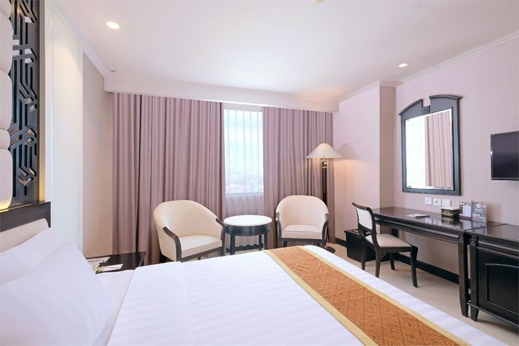 Wisata Semarang, hotel semarang murah, hotel semarang simpang lima, hotel semarang bintang 5, hotel semarang bintang 4, hotel semarang bintang 3, hotel semarang dekat simpang lima, hotel di semarang dekat simpang 5, 7 Hotel di Semarang Dekat Simpang Lima, Nginap Saat Libur Lebaran 2025, 1. Hotel Ciputra Semarang Managed by Swiss-Belhotel International, 2. Hotel Santika Premiere Semarang, 3. ibis Styles Semarang Simpang Lima, 4. Grand Arkenso Parkview Hotel, 5. Hotel @HOM Semarang by Horison, 6. Louis Kienne Hotel Simpang Lima, 7. Holiday Inn Express Semarang Simpang Lima, an IHG Hotel