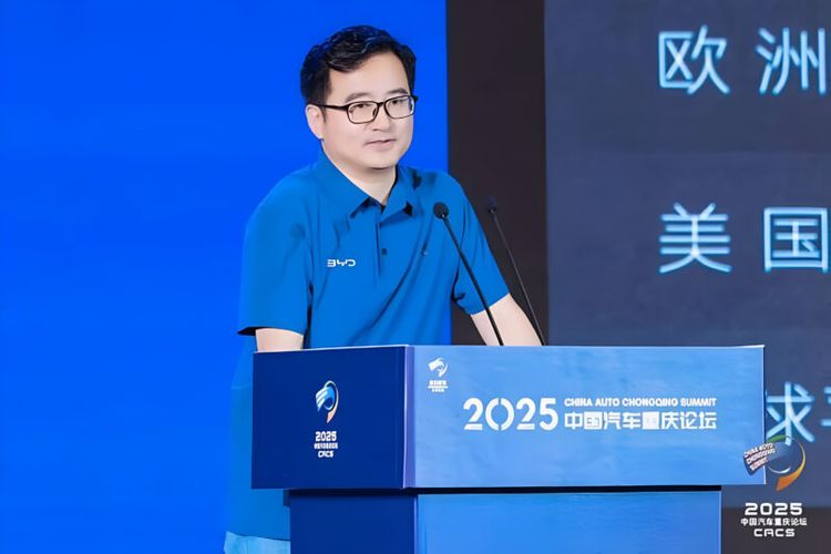 industri mobil, Geely, mobil china, industri mobil listrik, Industri Otomotif China Retak, BYD dan Geely Saling Sindir di Forum