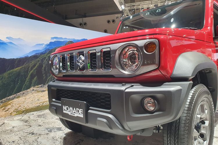 jimny, Suzuki Jimny Nomade, Jimny Nomade, suzuki jimny 5 pintu, Suzuki Motor Corporation, Japan Mobility Show 2025, Suzuki Jimny Nomade, Petualang Klasik di Japan Mobility Show 2025, Evolusi dari Ikon 4x4 Legendaris, Desain Tangguh, Spesifikasi Teknis, Interior: Praktikal, Lapang, dan Fungsional, Jimny di Era “By Your Side”