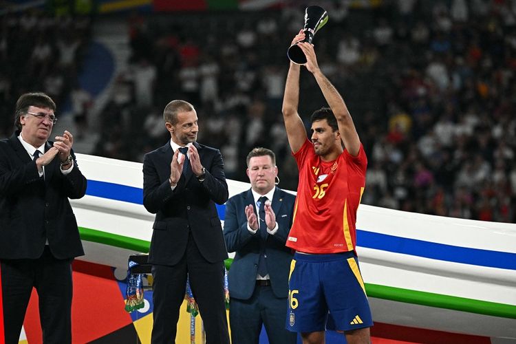 Manchester City, Pep Guardiola, Timnas Spanyol, Rodri, Kualifikasi Piala Dunia 2026 Zona Asia, Federasi Sepak Bola Spanyol, gelandang timnas spanyol, cedera rodri, Rodri Cedera, Timnas Spanyol Pincang Jelang Kualifikasi Piala Dunia