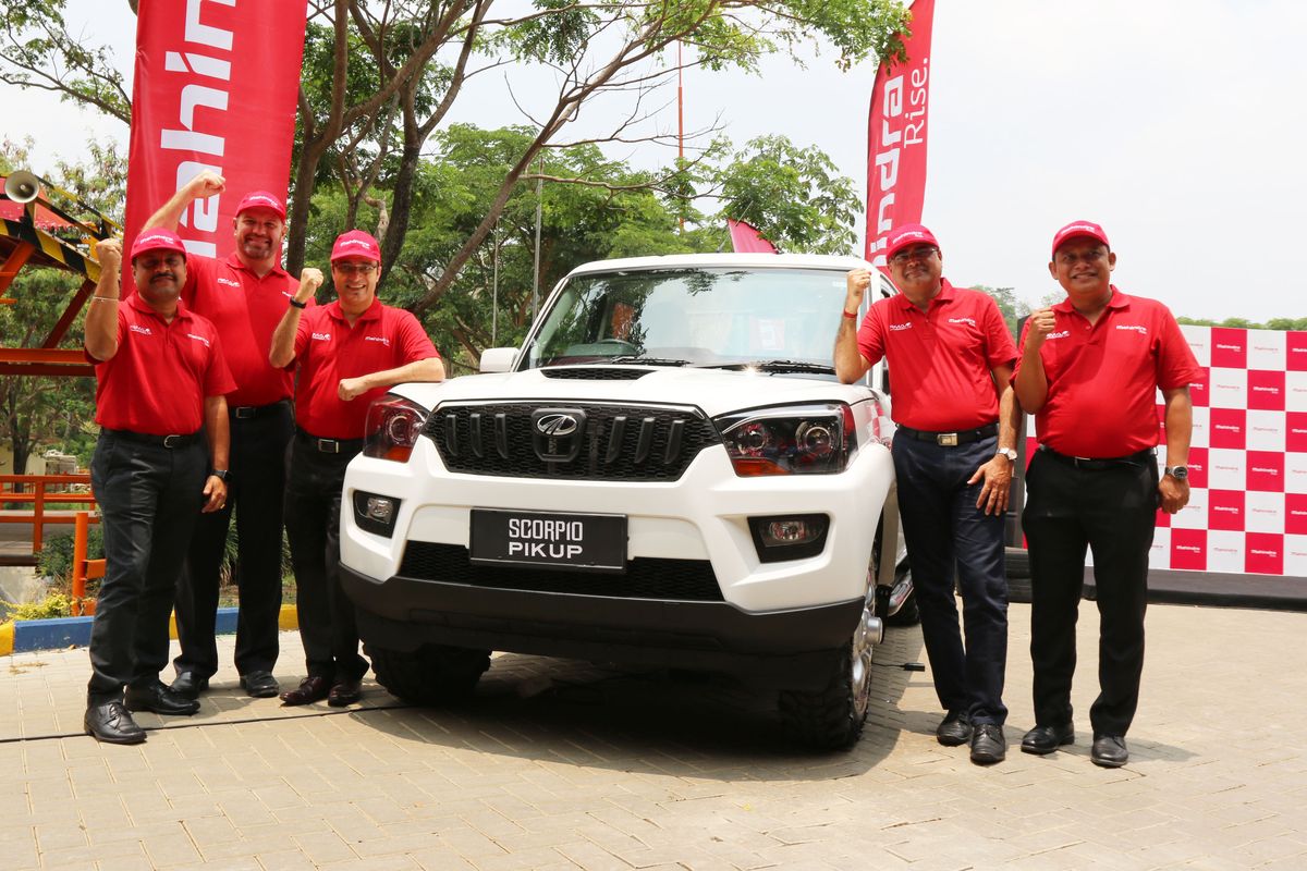 Mahindra, mobil, pikap, Jejak Merek Mahindra di Indonesia: Keluar-Masuk dan Sekarang Dapat Proyek