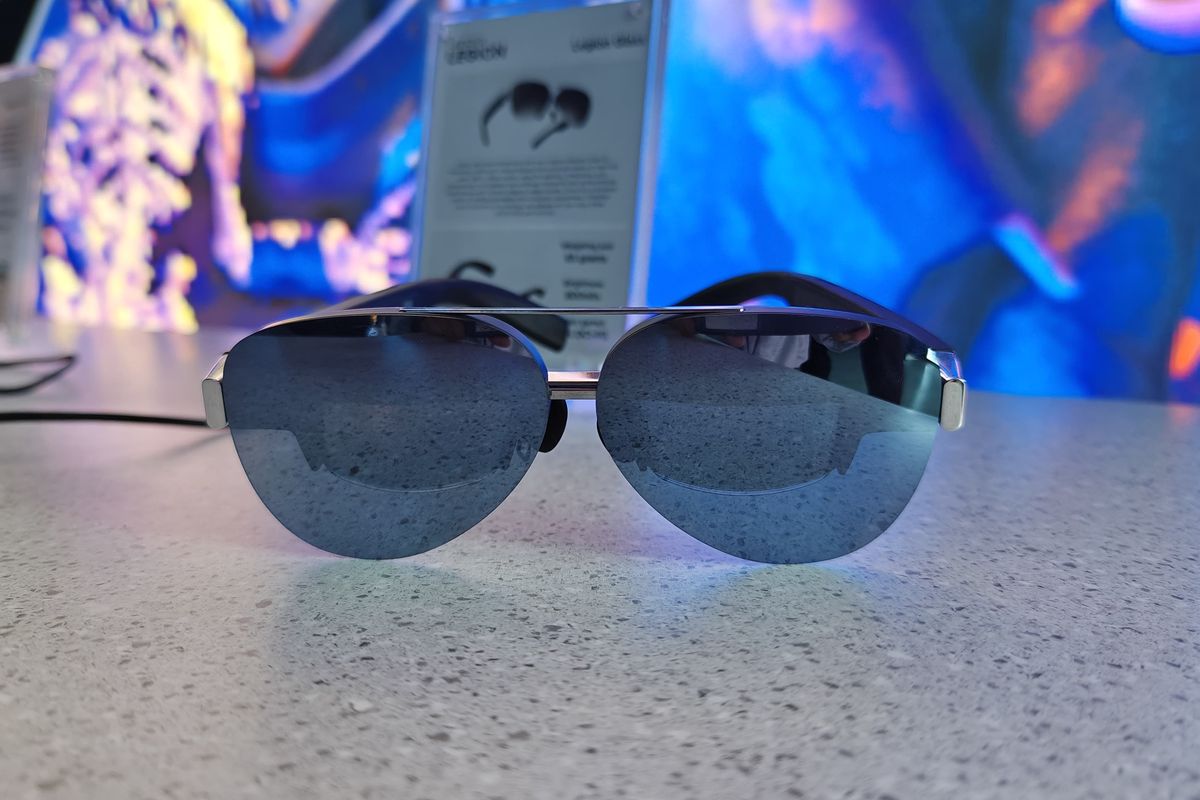 Lenovo, kacamata pintar, kacamata VR, Legion Glasses Gen 2, Harga Lenovo Legion Glasses Gen 2, Spesifikasi Lenovo Legion Glasses Gen 2, Lenovo Boyong Kacamata AR Legion Glasses Gen 2 di Indonesia, Harga Rp 6 Jutaan