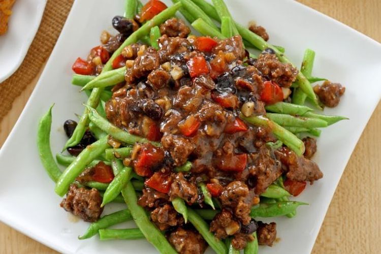 resep sayur buat buka puasa, 5 Rekomendasi Resep Sayur Buat Buka Puasa, Cocok untuk Menu Sehat Ramadhan, 1. Resep berbuka sayur bening, 2. Resep Tumis Jamur Brokoli, 3. Resep berbuka semur kentang dan tahu, 4. Resep Tumis Buncis dan Tempe, 5. Resep Berbuka Ayam Kuluyuk