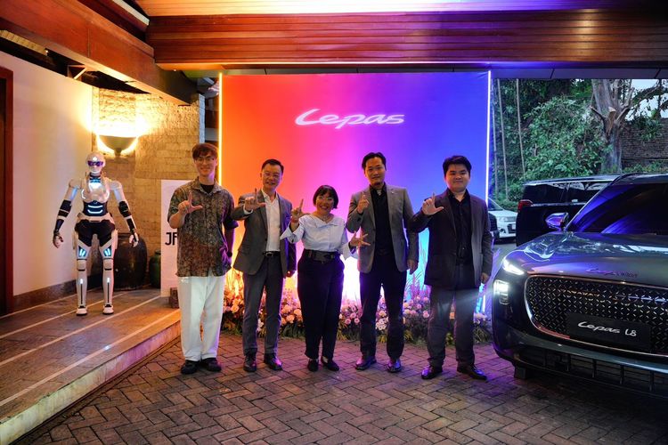 Jakarta Fashion Week, Lepas, Lepas L8 PHEV, Lepas E4 EV, Lepas Gandeng JFW 2027, Perkuat Posisi Sebagai Brand EV Lifestyle