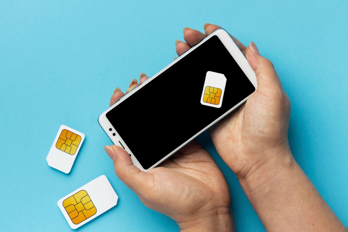 eSIM, Telkomsel, eSIM Telkomsel, daftar HP yang mendukung eSIM Telkomsel, 100 Daftar HP yang Mendukung eSIM Telkomsel dan Cara Ceknya, Daftar eSIM Telkomsel, Cara cek eSIM lewat kode USSD (Semua HP), Cara cek eSIM lewat Pengaturan di HP Android, Cara cek eSIM lewat Pengaturan di iPhone
