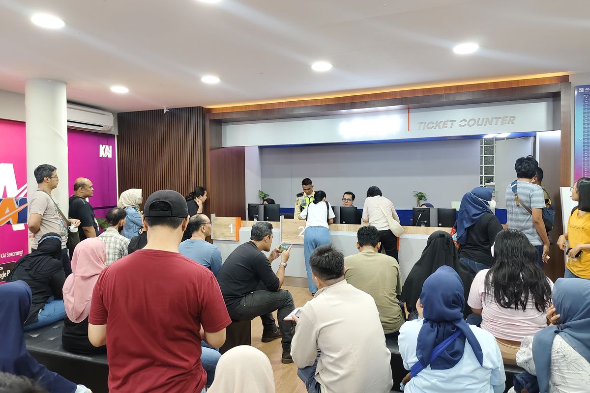 refund tiket, refund tiket kereta, argo bromo anggrek anjlok, refund tiket kereta api berapa persen, KAI Refund Tiket 100 Persen untuk Penumpang yang Terdampak Argo Bromo Anjlok