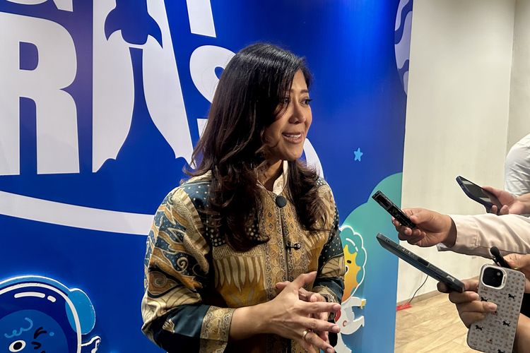 Kompas, Meutya Hafid, Menkomdigi, Jagat Literasi, Menkomdigi Meutya Hafid, hut kompas, hut kompas ke 30, outfit meutya hafid, busana meutya hafid, Meutya Hafid Kenakan Wastra UMKM Yogyakarta di HUT Ke-30 Kompas.com