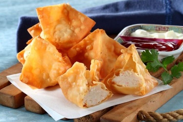 pangsit, cara membuat pangsit, Pangsit goreng, pangsit goreng, resep pangsit renyah, cara bikin pangsit anti bocor, pangsit ayam kucai, Resep Pangsit Renyah Isi Ayam Kucai, Ini Tips agar Kulit Mudah Sobek