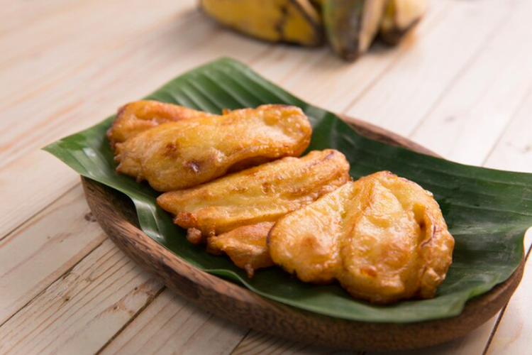 kurma, Ide Takjil Kurma yang Simpel dan Mengenyangkan, Tertarik Coba?, 1. Puding kurma yoghurt, 2. Kue cokelat kurma, 3. Teh Rempah Kurma, 4. Overnight oat kurma, 5. Susu kurma, 6. Pisang goreng kurma, 7. Kurma keju, 8. Smoothie kurma susu, 9. Infused water kurma, 10. Salad buah saus kurma