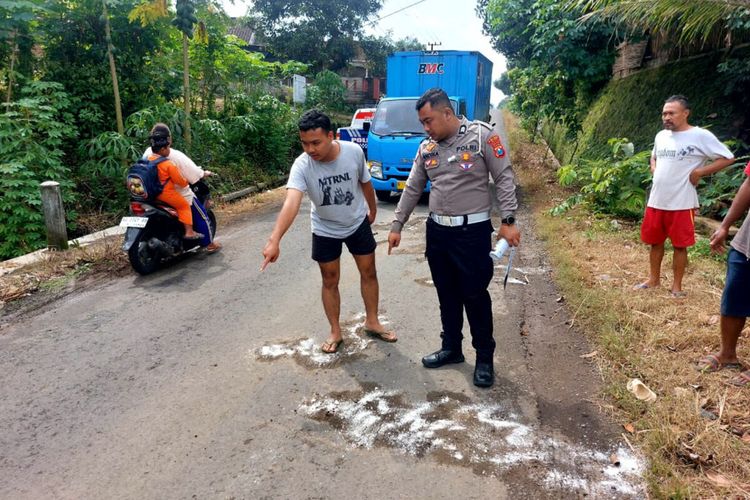 pengendara motor, tanggung jawab, mengendarai motor, naik motor, Etika kalau Tabrakan di Jalan, Berhenti dan Tanggung Jawab