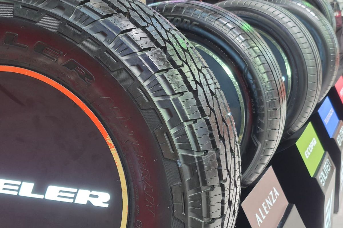 Bridgestone, hitam, Warna hitam, carbon, Rahasia di Balik Warna Hitam pada Ban Kendaraan