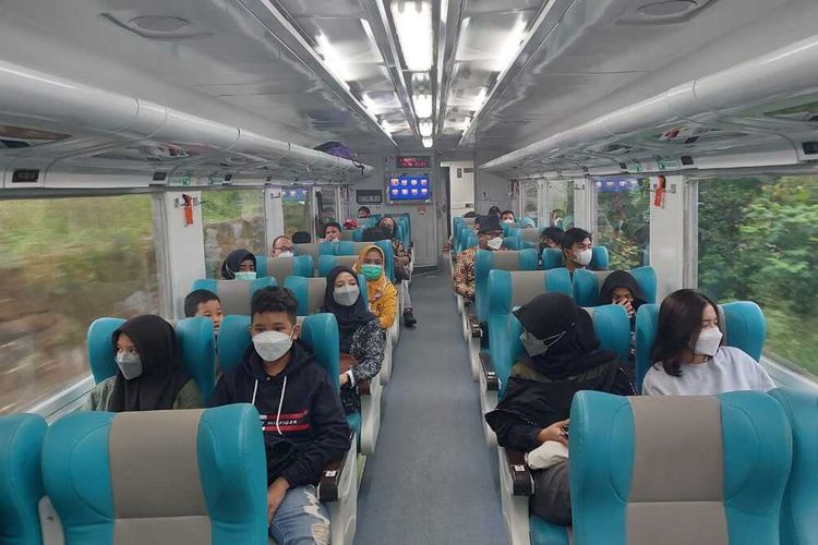 kereta api, jalur kereta api terindah di indonesia, 3 Jalur Kereta Api Terindah di Indonesia, Mana yang Pernah Kamu Coba?