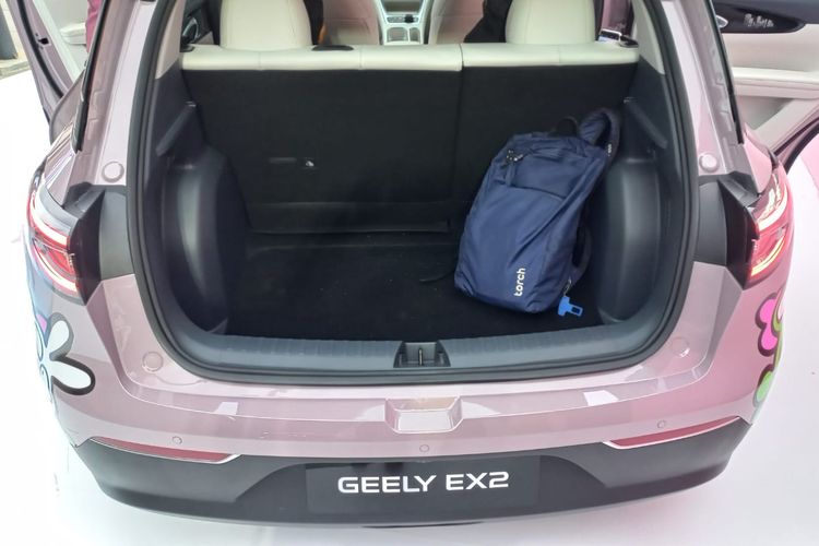 Geely, mobil listrik, Harga Mulai Rp 229,9 Juta, Intip Spesifikasi Lengkap Geely EX2