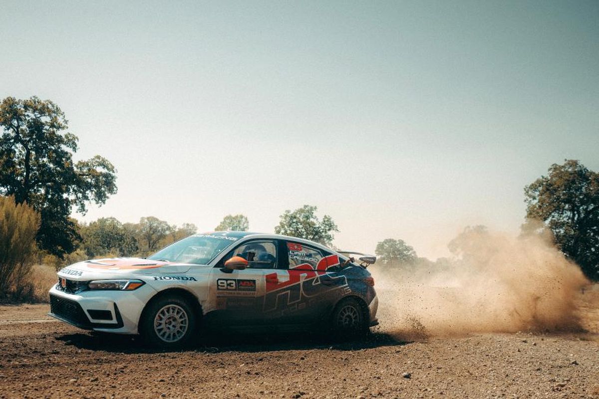mobil reli, Honda, Civic Type R, sedan sport, Honda Racing Corporation, Honda Bikin Civic Type R Jadi Mobil Reli