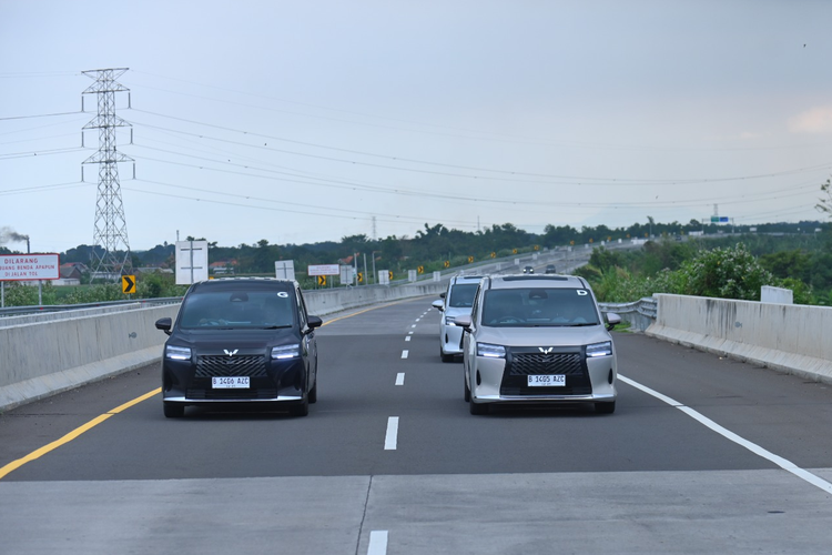 Honda Step WGN, Honda Step WGN vs Wuling Darion: Mana MPV Hybrid Terbaik?, Fitur dan Teknologi, Sistem Penggerak dan Performa, Efisiensi Bahan Bakar, Kesimpulan