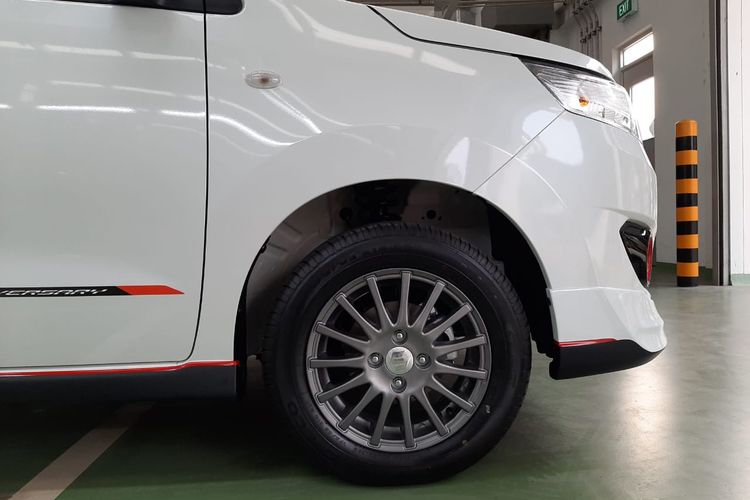 Suzuki, discontinue, Karimun Wagon R, mobil terjangkau, Karimun Wagon R Resmi Disuntik Mati, Apa Selanjutnya?