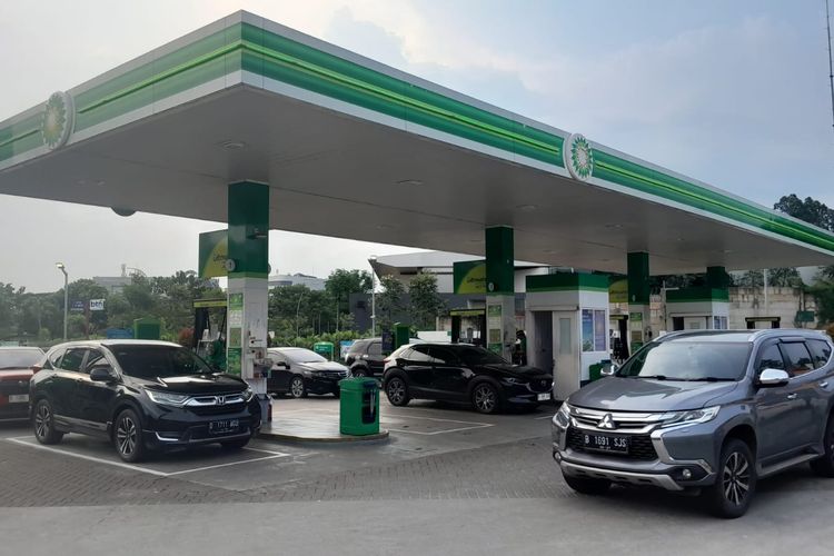 kredit mobil, stok BBM, anggota dpr, mobil listrik, pedagang mobil bekas, Populer Otomotif, artikel terpopuler, BP-AKR, Honda Step WGN e:HEV, insentif impor BEV, Stok BBM BP-AKR dan Insentif Impor BEV
