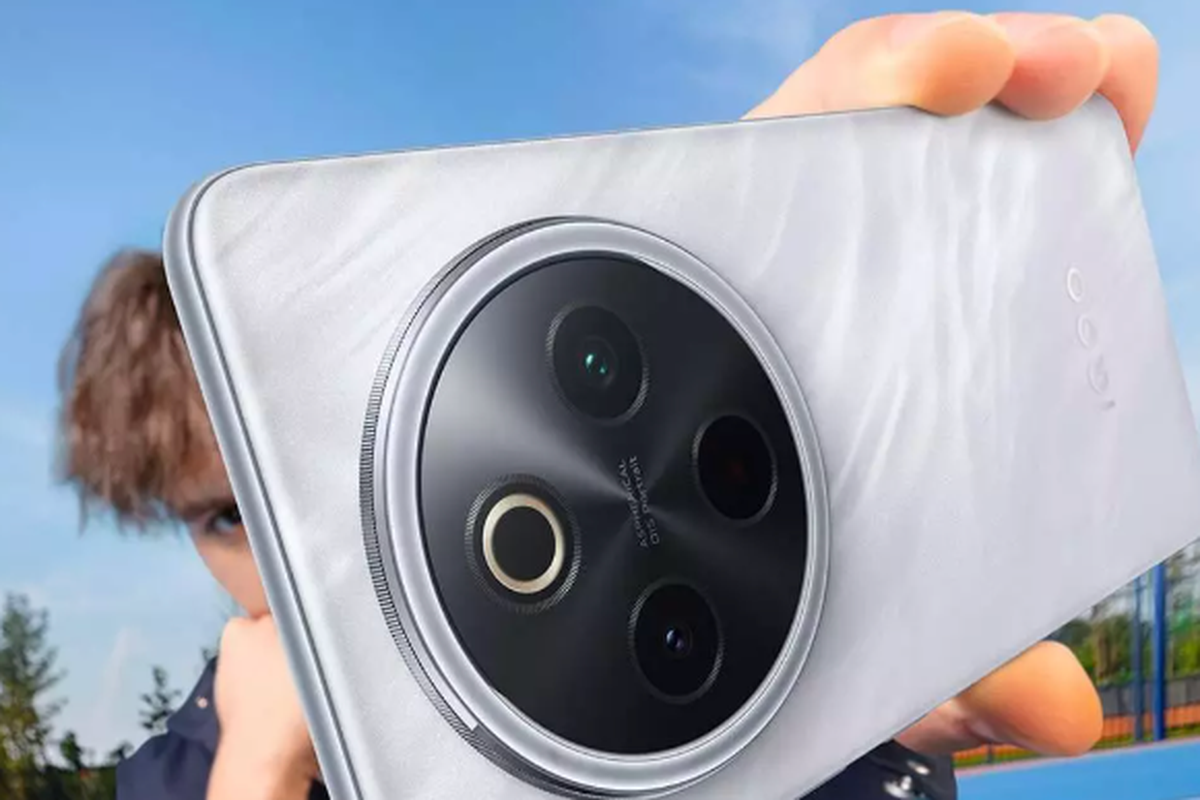 smartphone, iQoo, iQoo Z10 Series, iQoo Z10, iQoo Z10x, Spesifikasi iQoo Z10, Spesifikasi iQoo Z10x, Smartphone, iqoo z10 series, iqoo z10, iqoo z10x, spesifikasi iqoo z10, spesifikasi iqoo z10x, harga iqoo z10, harga iqoo z10x, iQoo Z10 dan Z10x Resmi, HP Menengah dengan Baterai Jumbo