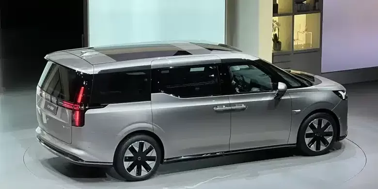 Volvo, Volvo EM90, MPV listrik, Wacana Volvo EM90 Kembaran Zeekr 009 Masuk Indonesia