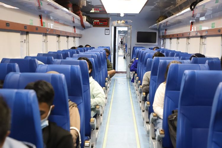 KA Blambangan Ekspres, ka blambangan ekspres rute, ka blambangan ekspres berhenti dimana saja, kereta rute terpanjang di jawa, KA Blambangan Ekspres, Kereta dengan Jalur Terpanjang di Pulau Jawa