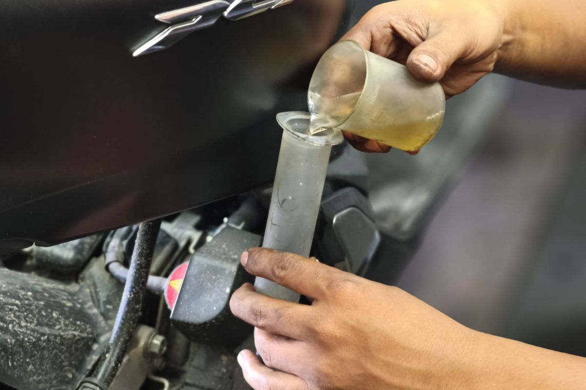 motor, ruang bakar, membersihkan ruang bakar, Motor, Digioto, servis motor, merawat motor, Service Detox, Cara Bersihkan Ruang Bakar Mesin yang Kotor
