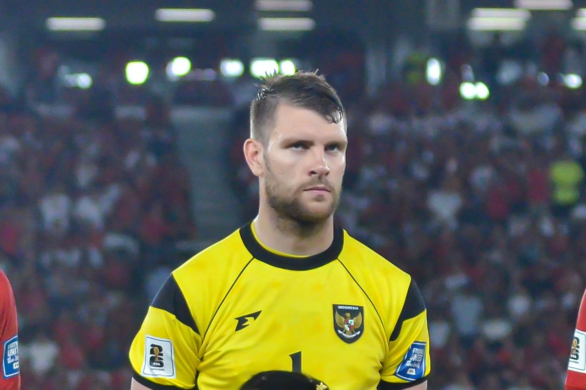 Ajax Amsterdam, Maarten Paes, Maarten Paes Konsisten di Ajax, Modal Jadi Kiper No 1 Timnas Indonesia