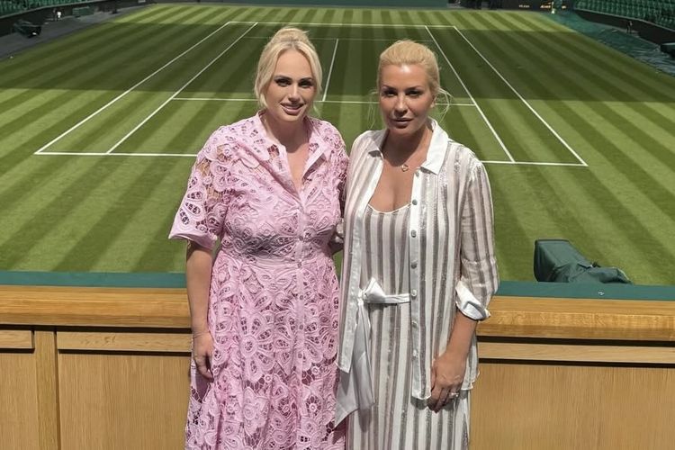 Wimbledon 2025, Nicole Kidman, Lily Collins, Olivia Rodrigo dan Louis Partridge, Andrew Garfield, wimbledon 2025, gaya selebritis, gaya selebritis yang hadir di Wimbledon 2025, olivia rodrigo dan louis partridge, priyanka chopra nick jonas, 10 Gaya Selebritas di Wimbledon 2025, Nicole Kidman hingga Olivia Rodrigo, 1. Nicole Kidman, 2. Lily Collins, 3. Olivia Rodrigo dan Louis Partridge, 4. Monica Barbaro dan Andrew Garfield, 5. Priyanka Chopra , 6. Cate Blanchett, 7. Keira Knightley, 8. Joey King, 9. Rebel Wilson, 10. Ellie Goulding