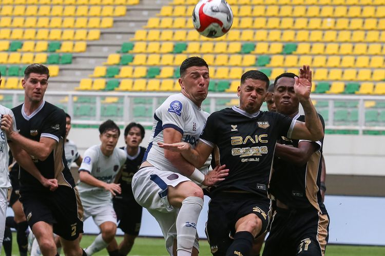 Persib, Persita, Bojan Hodak, Carlos Pena, Jadwal Persib Vs Persita, Memori Buruk Putaran Pertama 