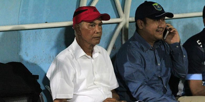 Sutan Harhara, timnas Indonesia, PSMS Medan, PSIS Semarang, Legenda Timnas Indonesia, Sutan Harhara Tutup Usia