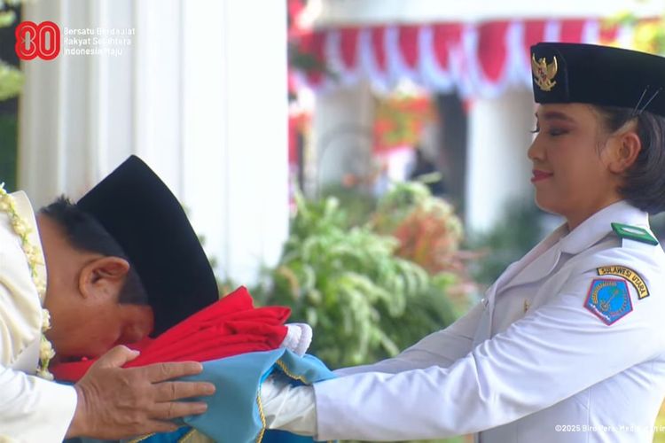 tomohon, pembawa baki, paskibraka nasional, Paskibraka 2025, pembawa baki bendera pusaka 2025, Bianca Alessia Christabella Lantang, Bianca Alessia Christabella Lantang pembawa baki bendera pusaka, pembawa baki paskibraka 2025, Sosok Bianca Alessia, Atlet Voli Asal Tomohon yang Jadi Pembawa Baki Paskibraka Nasional 2025