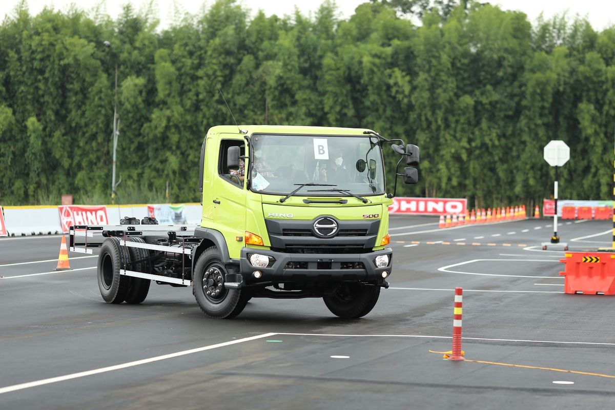 Hino Motors, biodiesel B50, Biodiesel B50: Hino Siap Uji Truk Baru Bersama Pemerintah