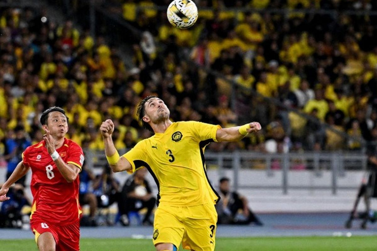 FIFA, pemain naturalisasi malaysia, malaysia vs vietnam, federasi sepak bola malaysia, skandal naturalisasi timnas malaysia, Kilas Balik Laga Timnas Malaysia Vs Vietnam di Mana 7 Naturalisasi Palsu Bermain