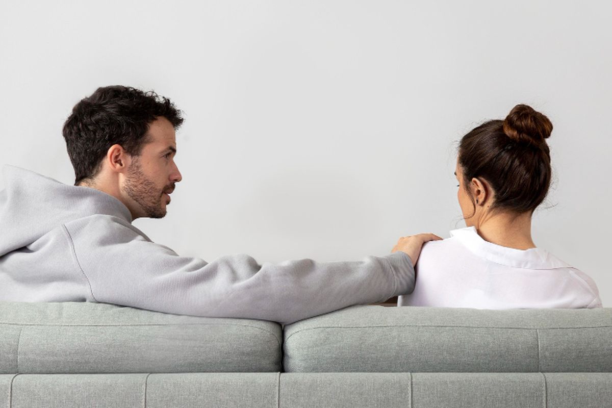 korban gaslighting, gaslighting adalah, Kenali, Tanda-tanda Mengalami Gaslighting oleh Pacar
