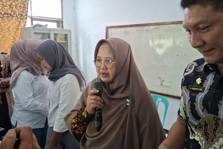 guru tampar murid, SMAN 1 Cimarga, Kepala SMAN 1 Cimarga, Kepala SMAN 1 Cimarga dinonaktifkan, SMAN 1 Cimarga Banten, DPR Soroti Kepsek SMAN 1 Cimarga Dinonaktifkan Usai Tampar Siswa Merokok: Attitude Anak Indonesia Melebar Jauh, DPR Minta Ada Batasan Hukum yang Jelas, Perlu Proteksi bagi Tenaga Pendidik, Kasus SMAN 1 Cimarga Berakhir Damai, Menjaga Keseimbangan Antara Disiplin dan Perlindungan