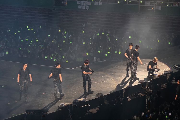 konser, NCT 127, konser nct 127, HP Konser, Samsung S25 Ultra, Galaxy S25 Ultra, Samsung Galaxy S25 Ultra, Bawa Samsung S25 Ultra ke Konser NCT 127 Taipei, Hasilnya Gokil dan Jernih Banget!, Kamera 200 MP bikin hasil cropping tidak pecah, Suasana konser dalam bidikan kamera ultrawide 50 MP, Motret ala profesional pakai mode Pro, Serunya konser NCT 127 dengan Live Interpreter