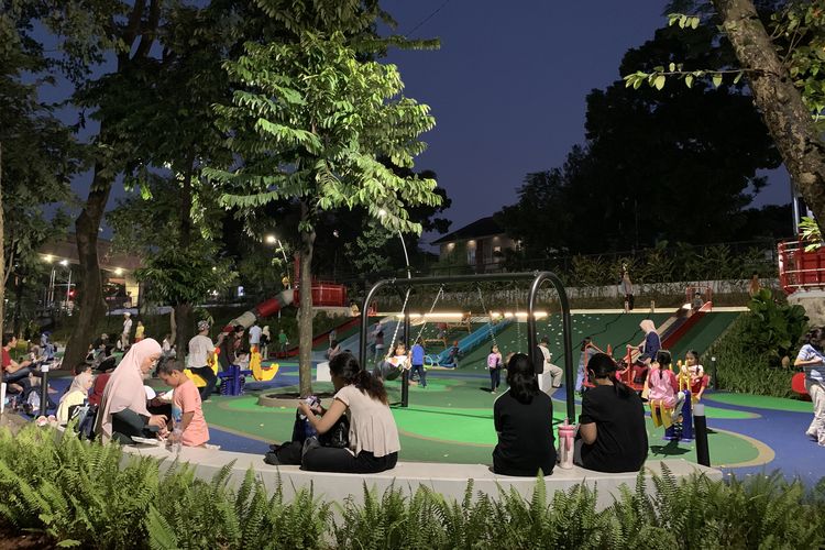 Taman Bendera Pusaka, Sejengkal dari Blok M, Taman Bendera Pusaka Resmi Dibuka 24 Jam, Belum rampung 100 persen, Fasilitas Taman Bendera Pusaka, Buka 24 jam, Parkir gratis