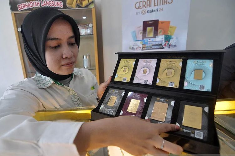 harga emas, harga emas Antam hari ini, harga emas hari ini, harga emas Pegadaian, Harga emas di Pegadaian hari ini, Harga Emas Hari Ini 15 Oktober 2025 Melejit, Antam Tembus Rp 2,622 Juta