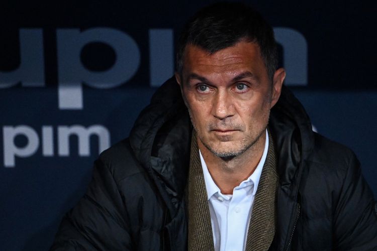 Theo Hernandez, Milan, AC Milan, Paolo Maldini, Liga Italia, Kisah Theo Hernandez Tak Disukai di Milan karena Pakai Jersey Maldini