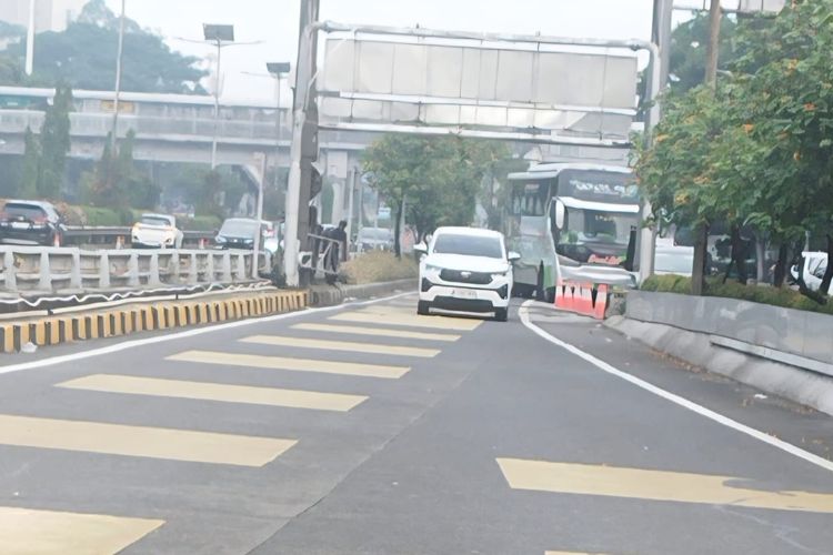 kuningan, Cawang, gerbang tol, Semanggi, Tol Dalam Kota, Mulai Pagi Ini, Beberapa GT Dalam Kota Kembali Dibuka Parsial