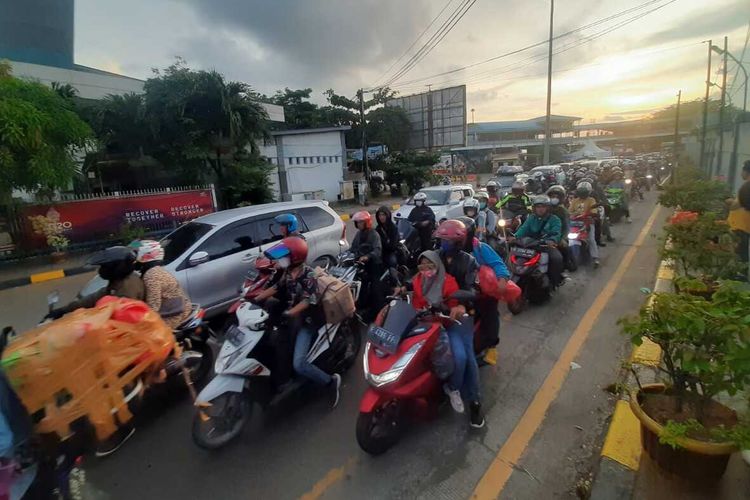 Lebaran 2026, Mobil Diprediksi Paling Banyak Digunakan untuk Mudik Lebaran 2026