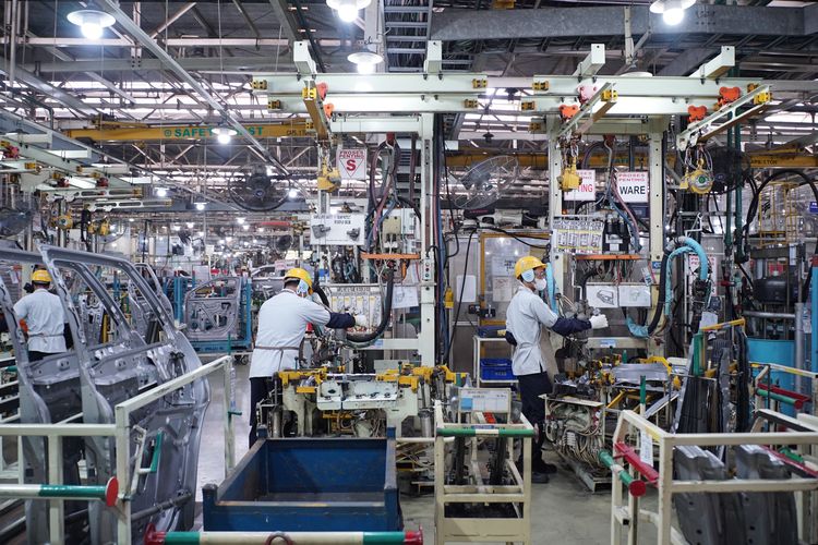 Industri Otomotif Indonesia, ekspor kendaraan Toyota, Primaniyarta Lifetime Achievement Award, kandungan lokal kendaraan, Perjalanan Panjang Ekspor Kendaraan Toyota di Indonesia