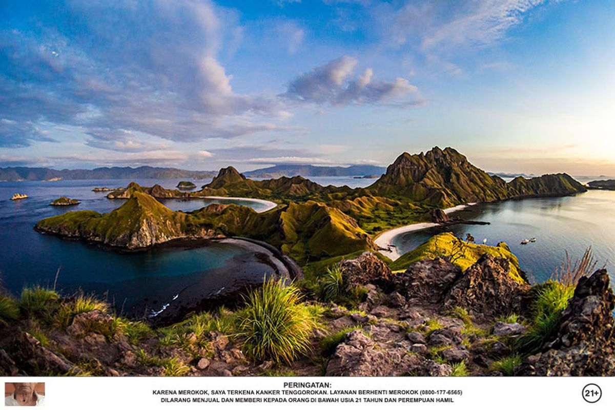 Flores, destinasi wisata, Labuan Bajo, Danau Kelimutu, Pink Beach, Wae Rebo, riding, Touring Motor, Taman Nasional Kelimutu, Liburan ke Flores? 3 Destinasi Ini Wajib Dikunjungi