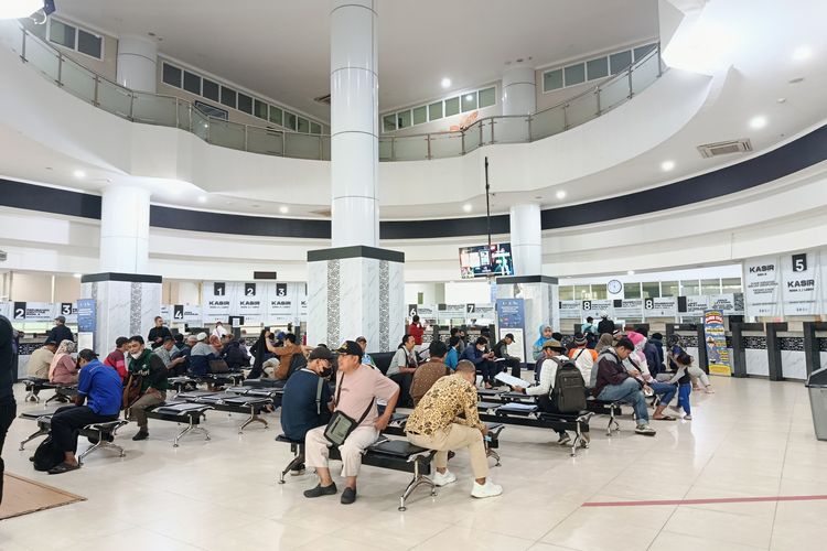 pajak kendaraan, Bapenda Jabar, Bayar Pajak Kendaraan di Jabar Bisa lewat WhatsApp, Begini Caranya