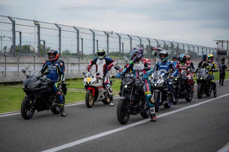 motor sport, Yamaha Indonesia, Aldi Satya Mahendra, World Supersport 300, world supersport 300, Peran Balapan dalam Meningkatkan Citra Merek Yamaha