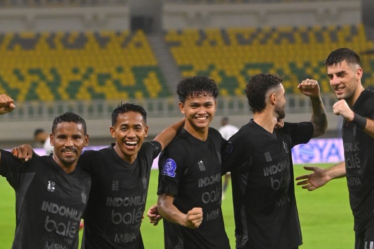 Persita vs Persija, Persita Tangerang, Persija Jakarta, Persita Siap Lawan Persija, Hujan Tak Jadi Gangguan
