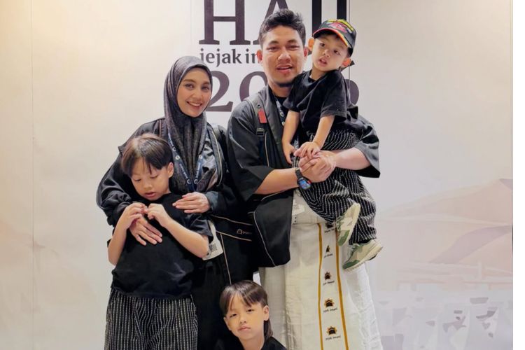 Raffi Ahmad, haji 2026, Potret 7 Artis yang Naik Haji 2026, dari Anang-Ashanty hingga Raffi Ahmad, Raffi Ahmad, Anang Hermansyah dan Ashanty, Rizal Armada, Intan Nuraini, Rizki DA, Aiman Ricky