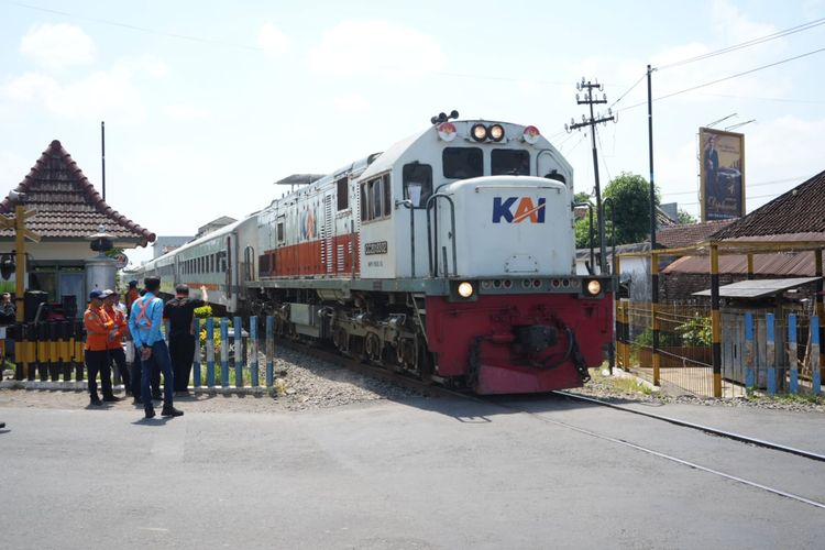 Yogyakarta, Banyuwangi, Stasiun Wonokromo, Kisah Penumpang Kereta Sri Tanjung Salah Naik Saat Transit di Stasiun Wonokromo