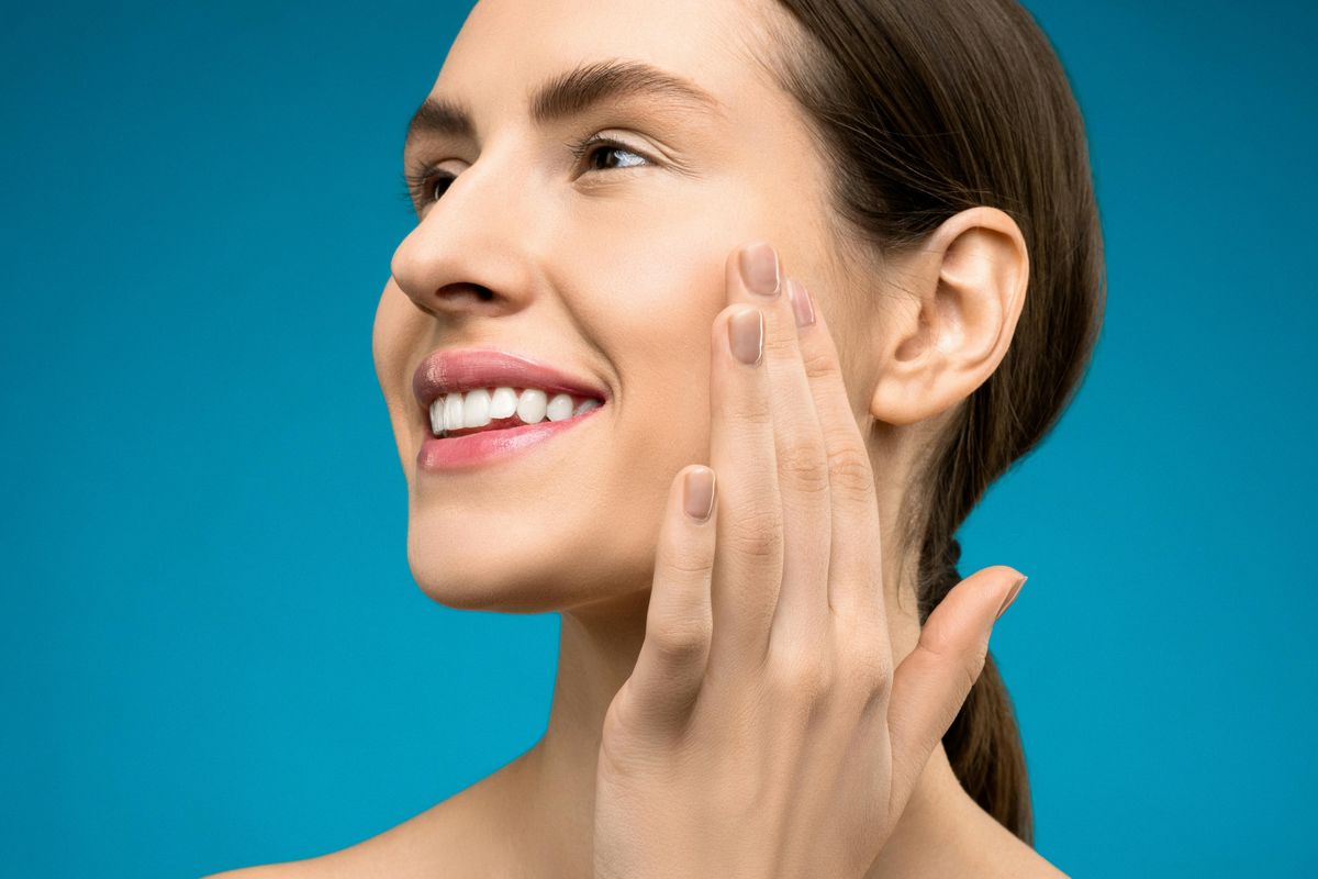 Cara Menambah Berat Badan, cara menambah berat badan, Cara Menggemukkan Pipi Saat Menambah Berat Badan, cara menggemukkan pipi, cara menggemukkan pipi yang tirus, cara membuat pipi chubby, Cara Menambah Berat Badan Sekaligus Menggemukkan Pipi, 4 Cara Menambah Berat Badan Sekaligus Menggemukkan Pipi, 1. Konsumsi makanan bernutrisi, 2. Oleskan madu dan gula pada wajah, 3. Oleskan minyak alami ke wajah, 4. Rutin latihan wajah